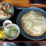 元祖 生そうめん めんめん - ざるそーめん醤油たれとから揚げ丼のセット