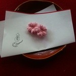 桜のお干菓子