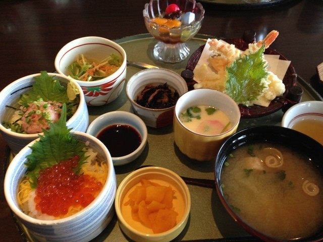 花ごよみ はなごよみ 三河大塚 うどん 食べログ