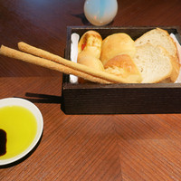 ラ・ロカンダ ザ・リッツ・カールトン京都 - ランチ　自家製パン