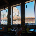 Caffetteria delle Oblate - 窓から大聖堂が見えます