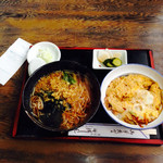 Soba shin - 玉子丼セットはたぬき蕎麦かうどんが選べます　８００円（税込）