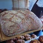 ビブレ - カンパーニュ　でかっ♪