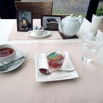 アルチザン・パティシエ・イタバシ - テーブル風景。