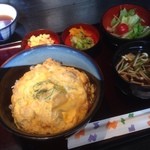 Kappou Kaneko - 深川丼のセット800円をいただきました。この量ならもう少し濃い出汁が好みかな。丼出てくるまで柳川丼と勘違いしてた奴の言うことですが(^^