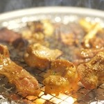 ホルモン焼肉 しあわせや - 料理写真: