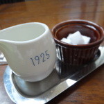 1925 CAFE - 