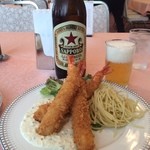 Housoukaikammaronie - エビフライランチ(1,120円)とビール大瓶(580円)