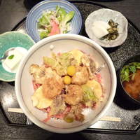 寿楽 - 季節の天ばら丼全体
