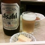 酒場 ふくろ - お通し＆大瓶ビール