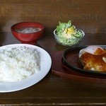 タングステン - ハンバーグ定食1080円