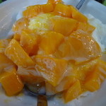 冰讃 - 完熟の高級マンゴーどっさり、4～10月限定マンゴーミルクかき氷、芒果雪花冰100元