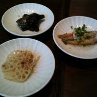 青菜 丸の内ブリックスクエア店 - 小菜三品（粥膳）