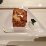 ややダイニング - 大好物のフレンチトーストは蜂蜜抜きでお願いしました