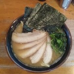 ラーメン 大山家 - チャーシューメン
