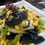 遊 - きくらげ玉子炒め　\550-