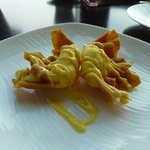 広東料理 センス - 揚げエビワンタンのマンゴマヨネーズ