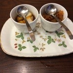 トマト - 薬味（福神漬けとタマネギ？）