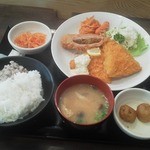 Onigiriya Hideyoshi - 鯵フライ定食　580円