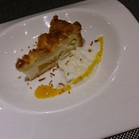 オッジ ダルマット 西麻布店 - パイナップルとフロマージュのタルト