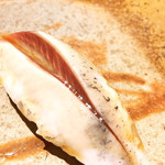 鮨 さいとう - 2015.6 今日の一番！軽く酢締めした鰯