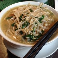 雅苑酒家 本店 - ラーメン 細麺です