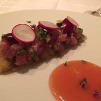 ポンテ デル ピアット - カツオのタルタルと焼きなすのコンソメマリネ