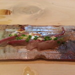 小谷 - 3％塩水7分アジ刺