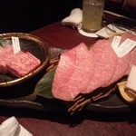 和牛焼肉 とびうし - 霜降り黒毛和牛。厚切りサーロインとミスジ