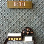 広東料理 センス - センス　入口