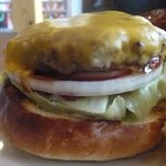 R-S - チーズバーガー950円