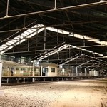 （2015年6月訪問）”ちからもち～”、売り子さんの声が響きます。