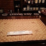 CinCin - カウンター席。