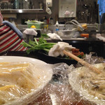 美味ぇ津゛ - 店内