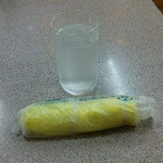 京助 - まずは、お水とおしぼり