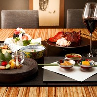 昼は予約営業のみ承っております。