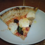 大衆イタリア食堂 アレグロ - ピッツァセットのカットピッツァ