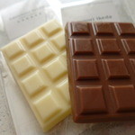 カズノリ イケダ アンディヴィデュエル - 1口サイズのタブレットチョコレートは１つ100円