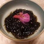 梅乃寿司 - もずく（３００円）