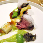 山地陽介 - 【6】仔牛ランプ肉のカット。 レモン風味のエスプーマ