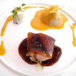 銀座 シェ・トモ - 総州古白鶏　モモ肉のロースト