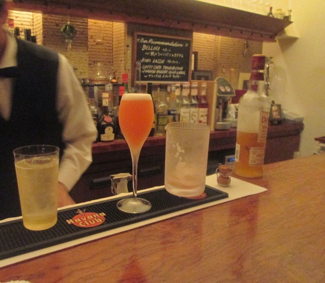 THE BAR OSAKA photo 3