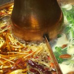 Gracefamily 火鍋専門店 赤羽 - 白湯と麻辣スープ（1,000円）