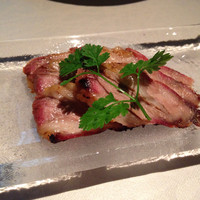 中国飯店 富麗華 - 予約しておいたスパイシー焼豚