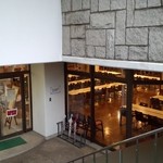 東京都市大学 等々力キャンパス 学生食堂 - 学食入り口。