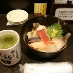 最後の空丼です。
          