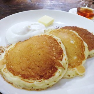 Rainy Day Bookstore & Cafe_1