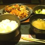 Sushi Tofuro - 味噌チキン定食