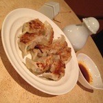 アークボックス - 餃子は単品でもご注文いただけます。