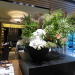 ザ・ロビーラウンジ - 店内の花